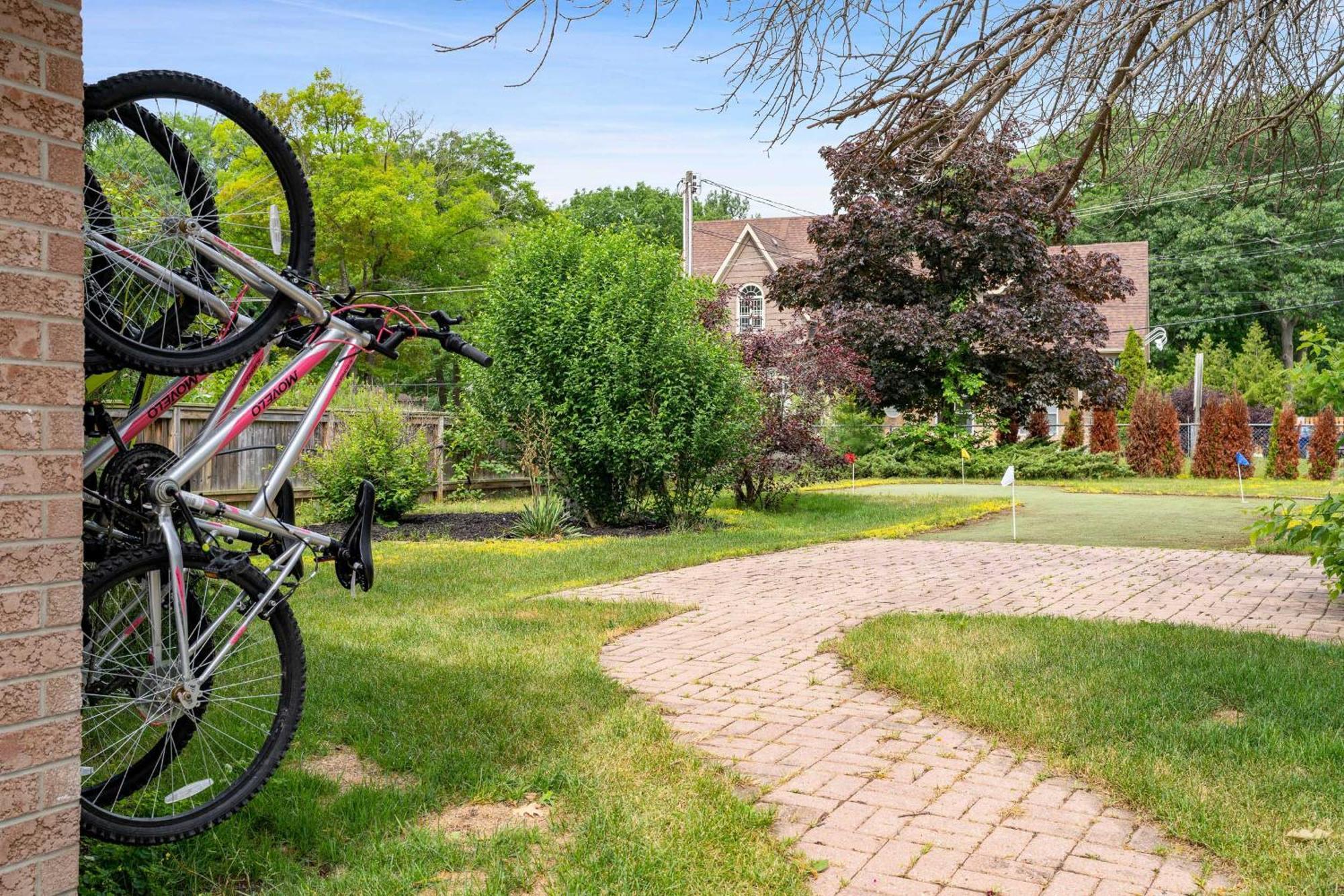 Charming Riverside Cottage, Walk To Beach Wasaga Beach Exterior foto